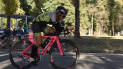 CNNE 1257058 - yanina minaglia- madre, maestra y campeona de triatlon