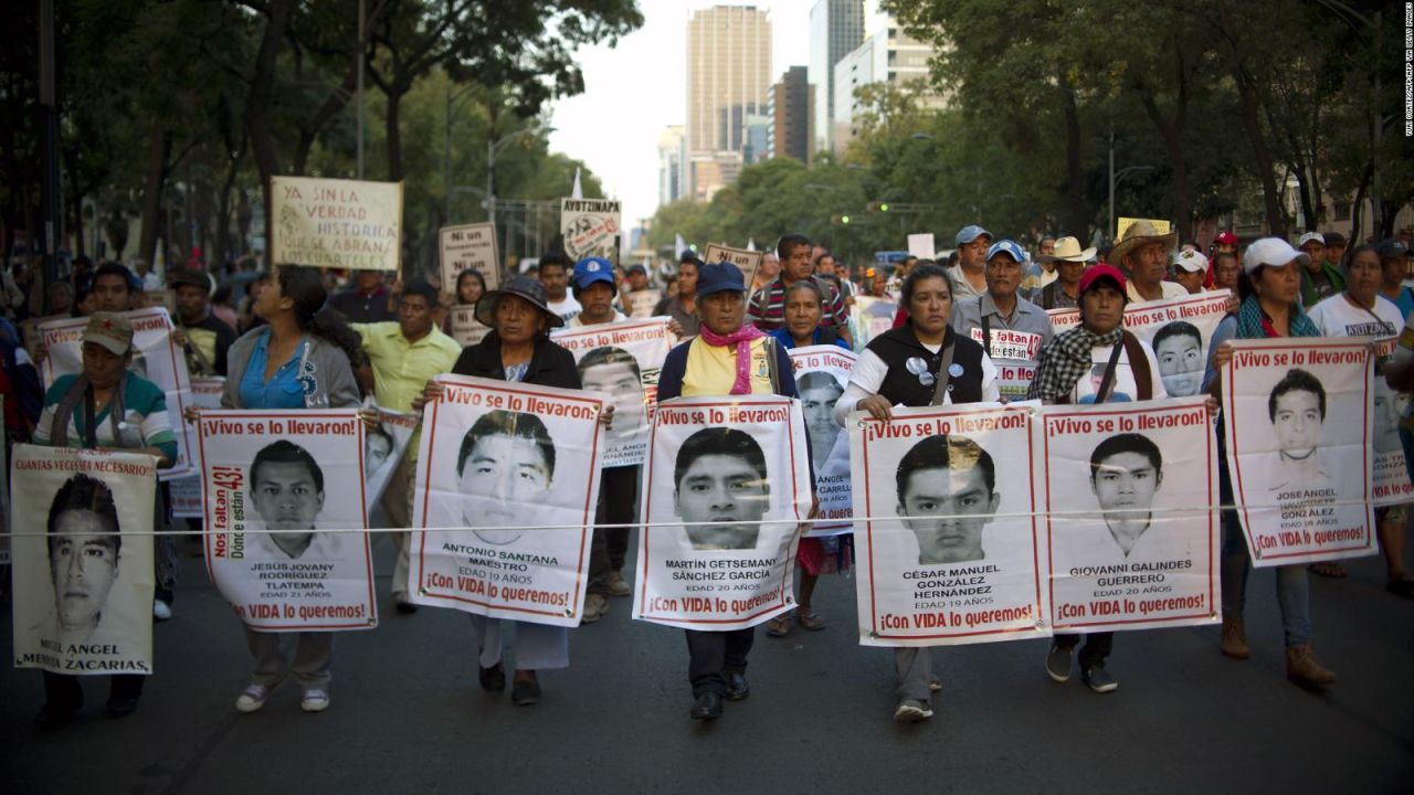 CNNE 1258848 - ayotzinapa- padres quieren pruebas sobre muerte de jovenes