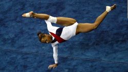 CNNE 1258971 - conoce a la gimnasta cubanoamericana annia hatch