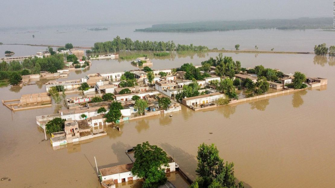 Una zona inundada en el distrito de Charsadda el 27 de agosto.