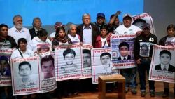 CNNE 1260050 - revelan donde estuvieron retenidos 6 estudiantes de ayotzinapa