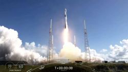 CNNE 1261413 - la nasa amplia contrato de viajes con spacex