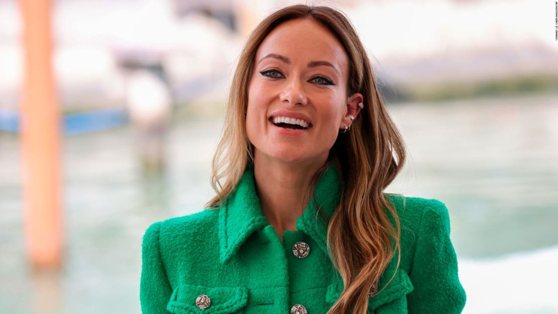 La directora Olivia Wilde posa para los fotógrafos a su llegada a la sesión fotográfica de la película 'Don't Worry Darling' durante la 79° edición del Festival de Cine de Venecia en Venecia, Italia, el lunes 5 de septiembre de 2022.