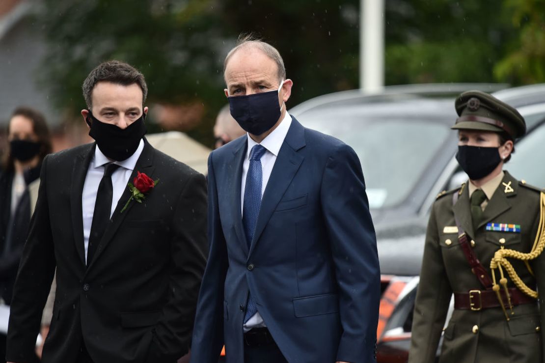 Taoiseach Micheal Martin cuando se lleva a cabo el funeral del exlíder del SDLP y ganador del Premio Nobel de la Paz John Hume en la catedral de San Eugenio el 5 de agosto de 2020 en Londonderry, Irlanda del Norte.