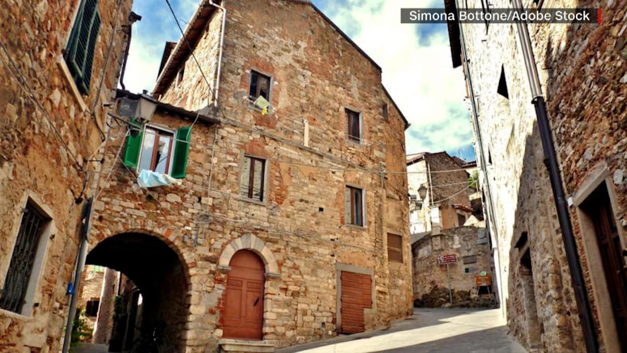 CNNE 1265405 - conoce algnos de los pueblos mas hermosos de italia