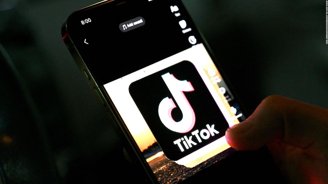 CNNE 1269746 - tiktok muestra constantemente informacion erronea a usuarios