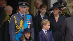 CNNE 1270236 - la familia real no oculto sus emociones en el funeral de la reina isabel