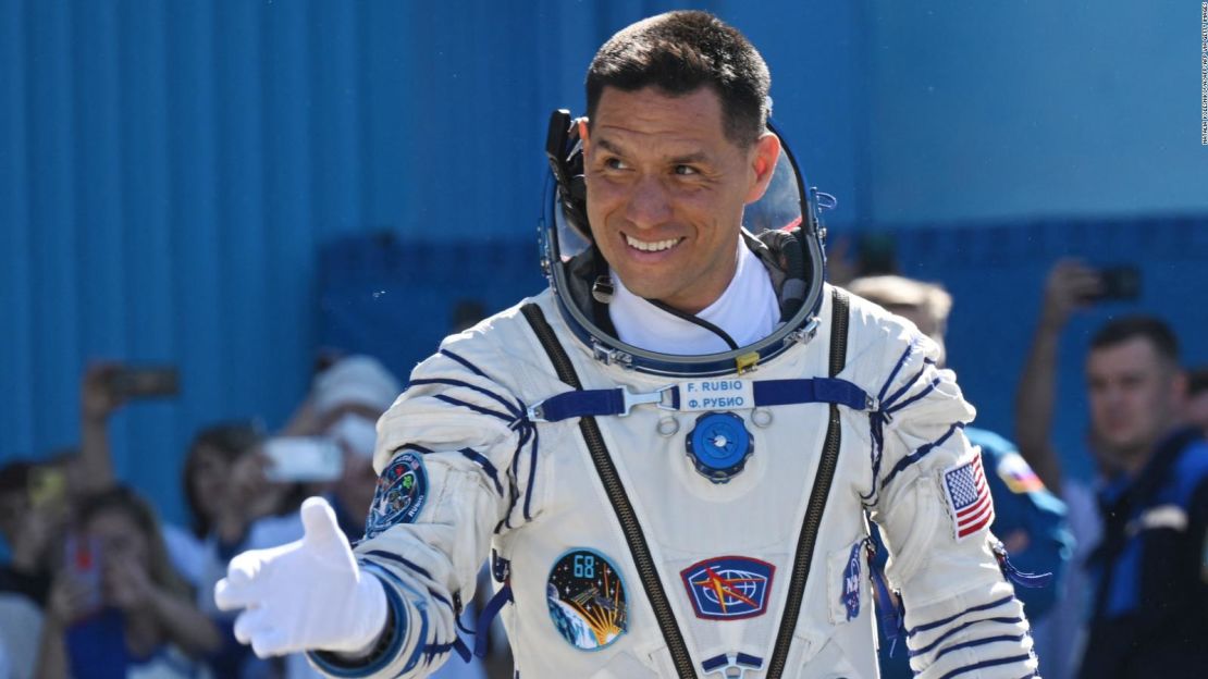Frank Rubio, astronauta de la NASA de origen salvadoreño.