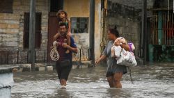 CNNE 1273550 - devastador huracan ian toco cuba- mira lo que tuvieron que hacer los residentes