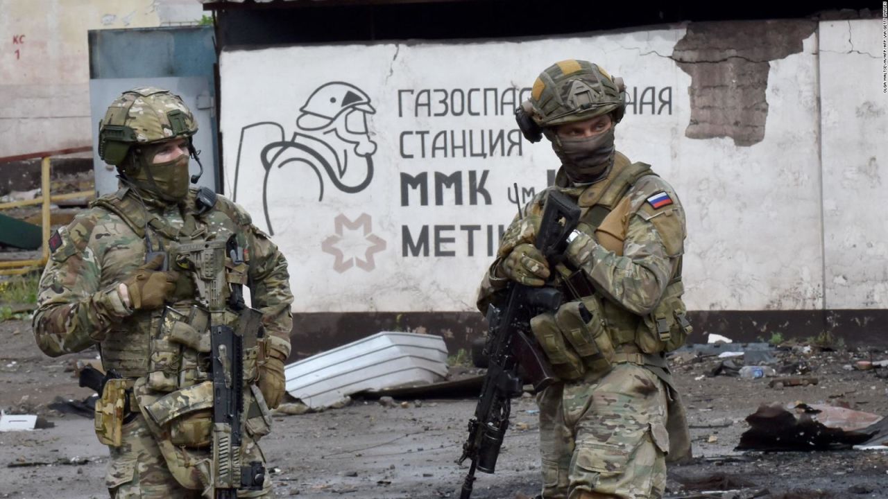 CNNE 1276377 - ucrania dice que rusia alista a jovenes para la guerra
