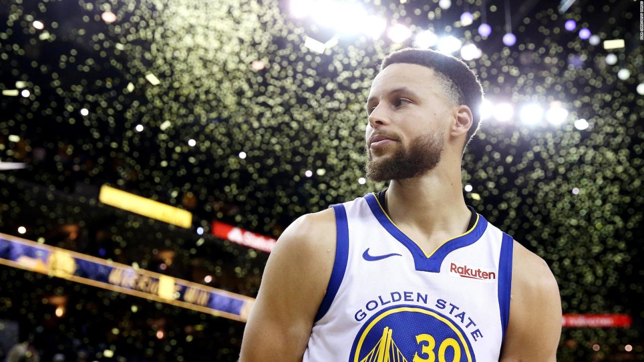 CNNE 1277115 - ¿como lo hizo? steph curry y su increible truco en japon