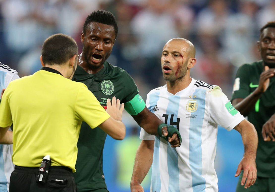 Mascherano durante el partido del grupo D de la Copa Mundial de la FIFA Rusia 2018 entre Nigeria y Argentina en el estadio de San Petersburgo el 26 de junio de 2018 en San Petersburgo, Rusia.