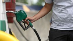 CNNE 1278484 - nuevos aumentos en el precio de la gasolina en ee-uu-