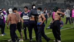 CNNE 1278852 - ¿que causo la tragedia en el partido entre gimnasia y boca juniors?