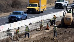 CNNE 1279057 - por que trabajar al aire libre puede costarles la vida a algunos