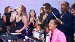 CNNE 1279937 - jlo y alicia keys reunidas por una buena causa