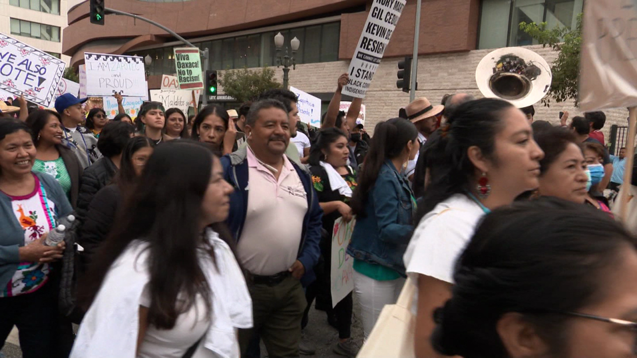 CNNE 1282988 - comunidades indigenas exigen justicia en los angeles tras casos racistas