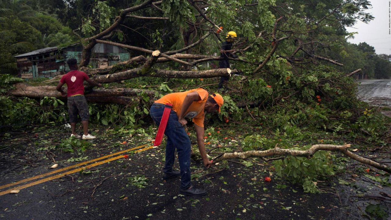 CNNE 1283846 - asi se ve puerto rico a un mes del huracan fiona