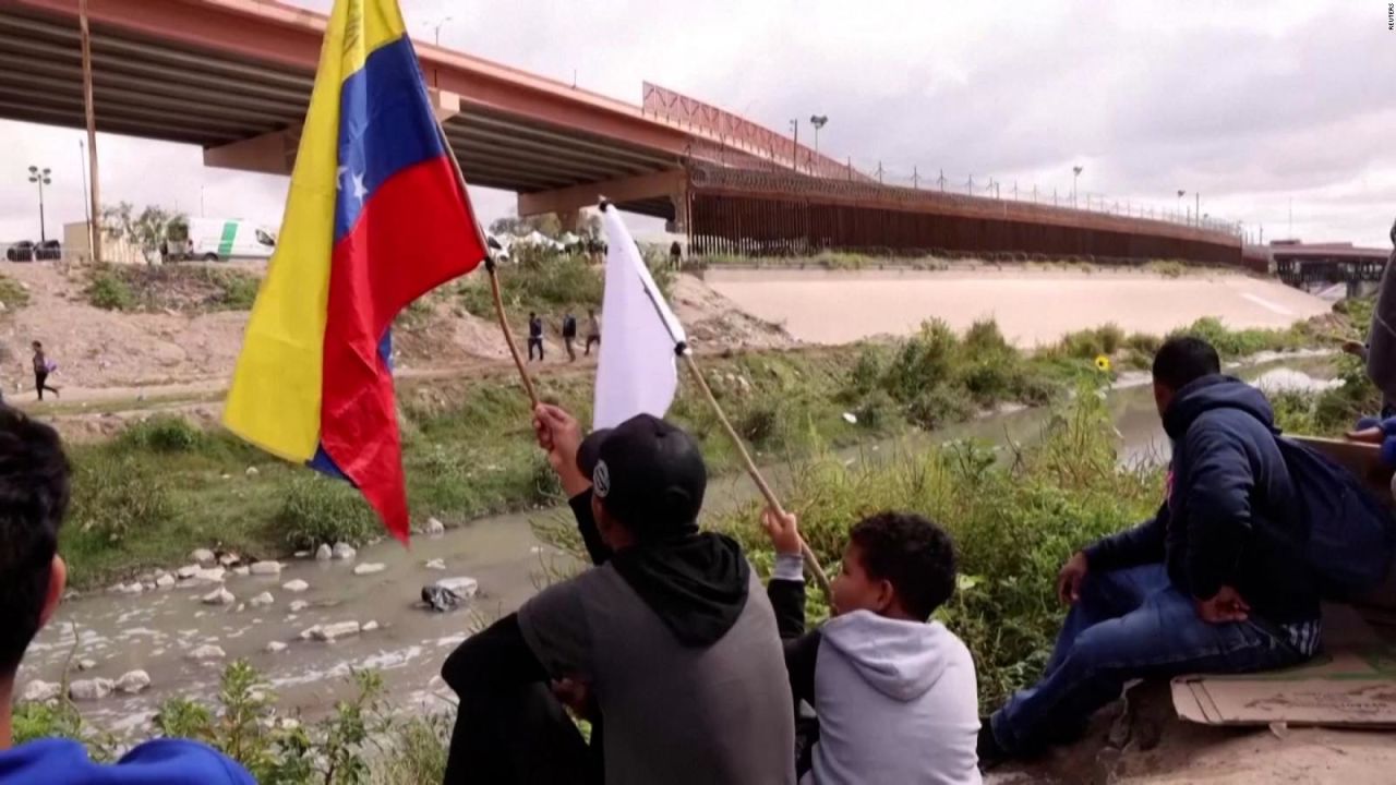 CNNE 1284486 - venezolanos en el limbo- las voces de los migrantes expulsados de ee-uu-