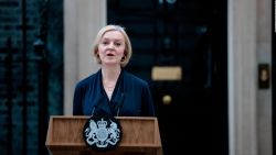 CNNE 1284638 - ¿que llevo a la renuncia de liz truss?