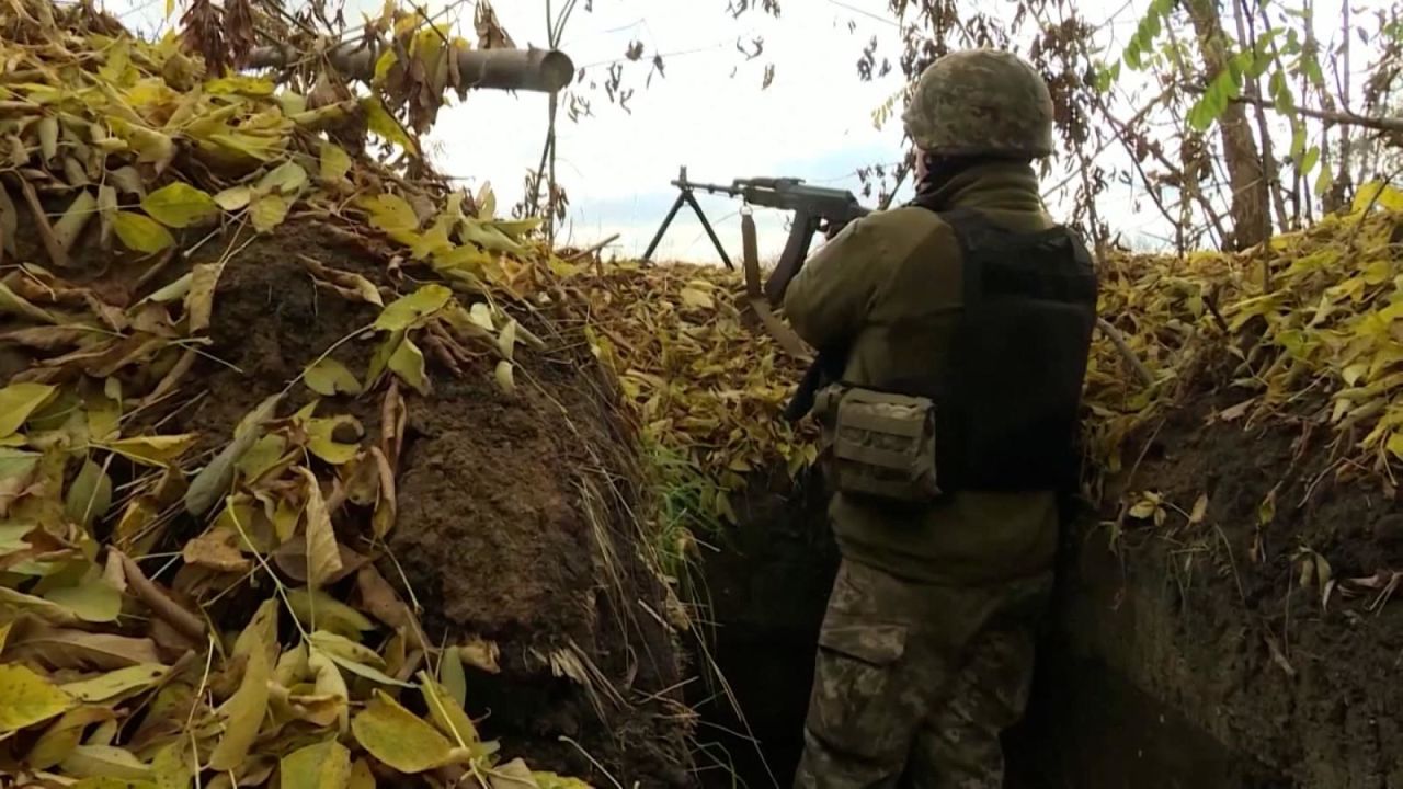 CNNE 1288664 - 5 cosas- rusia envia 1-000 soldados a ukrania
