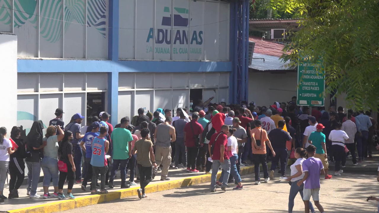 CNNE 1289519 - nicaraguenses buscan llegar a ee-uu- a pesar de sanciones