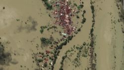 CNNE 1291233 - asi se ven las imponentes inundaciones en nigeria desde el cielo