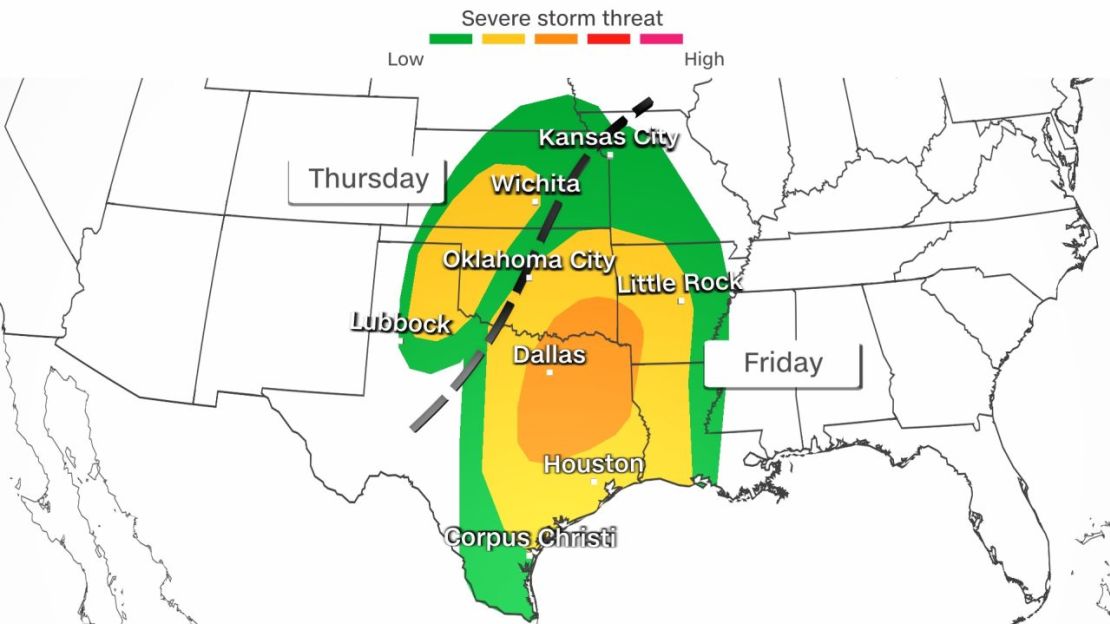 La amenaza de tornados vuelve al sur de EE.UU. Este mapa muestra la probabilidad de tormentas entre el jueves y el viernes, de menor (verde) a mayor (fuscia) probabilidad.