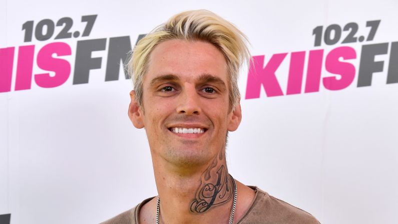 Aaron Carter, cantante que encontró la fama por primera vez cuando era niño con canciones pop como "I Want Candy", murió el 5 de noviembre a los 34 años. Fue encontrado muerto en su bañera. Crédito: Frazer Harrison/Getty Images