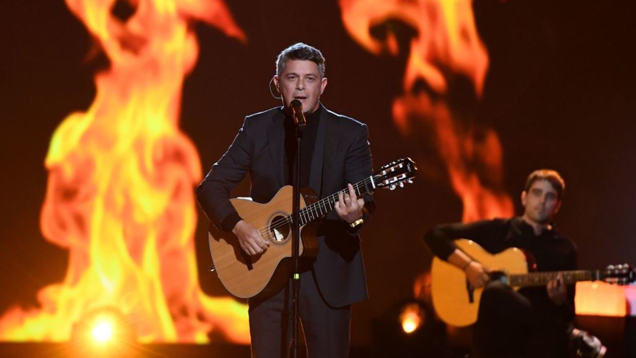 Spaniard musician Alejandro Sanz performs onstage during the Latin Recording Academy Person of the Year gala, honoring Colombian musician Juanes, during the 20th Annual Latin Grammy Awards in Las Vegas, Nevada, on November 13, 2019. (Photo by Valerie MACON / AFP)