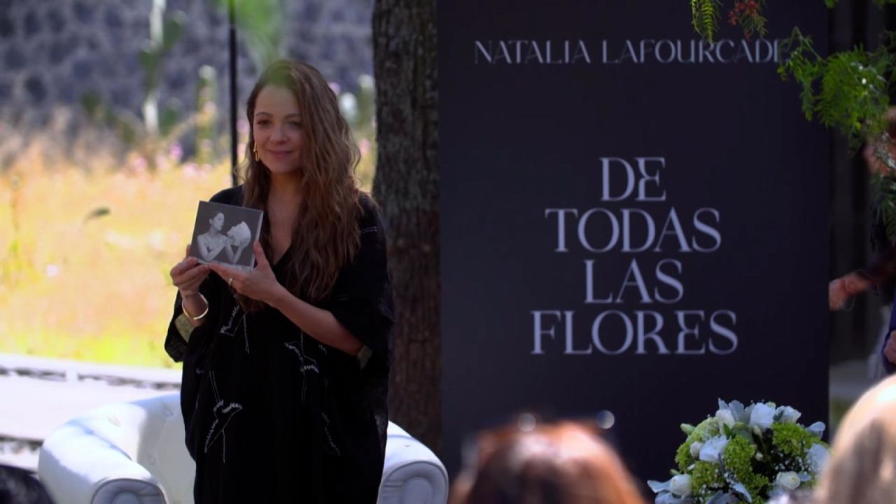 CNNE 1294317 - "de todas las flores", la nueva produccion de natalia lafourcade