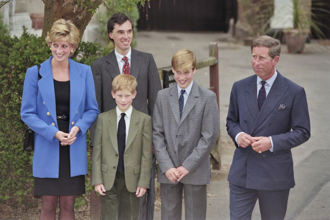 CNNE 1294612 - prince william's first day at eton