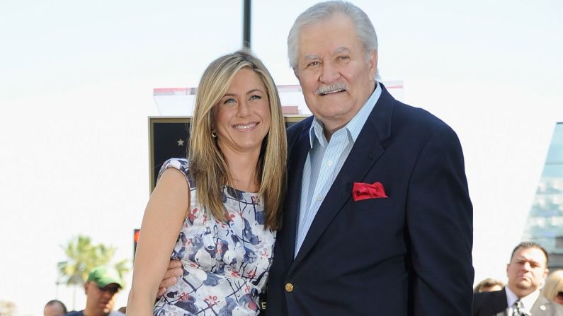 El actor John Aniston, padre de la actriz Jennifer Aniston y conocido por su trabajo en la telenovela "Days of Our Lives", murió el 14 de noviembre.