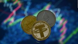 CNNE 1297367 - las 5 criptomonedas mas estables del mercado, segun forbes