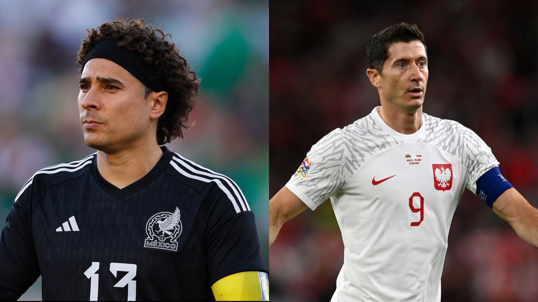 Guillermo Ochoa, portero de México, y Robert Lewandowski, delantero de Polonia.