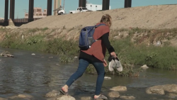 CNNE 1300060 - entre la confusion y el limbo migrantes que aspiran asilo esperan en la frontera