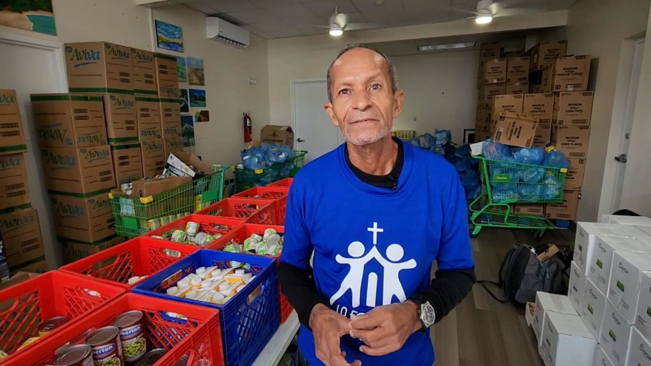 CNNE 1303319 - un hombre que vivio la indigencia en puerto rico ahora ayuda a otros