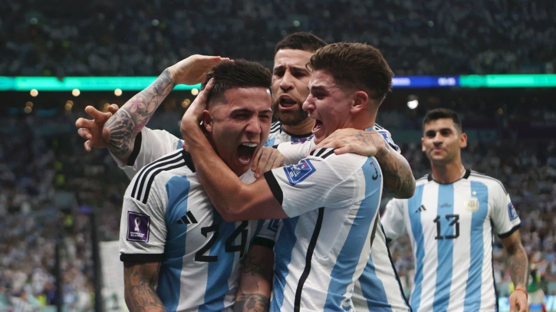 Enzo Fernández aseguró la victoria de Argentina. Crédito: Dean Mouhtaropoulos/Getty Images Europe/Getty Images