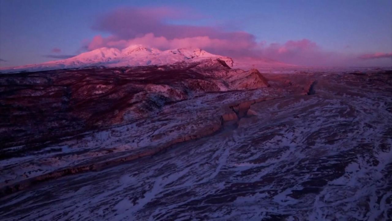 CNNE 1305127 - asi esta el volcan shiveluch, que aumenta su actividad en rusia