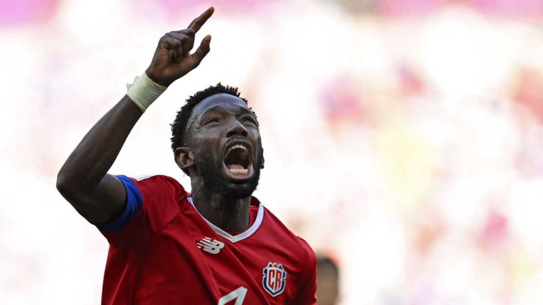 Keysher Fuller celebra tras anotar el gol de Costa Rica contra Japón el domingo 27 de noviembre.