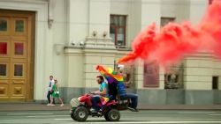 CNNE 1307416 - congreso ruso prohibe la "propaganda lgbtq"