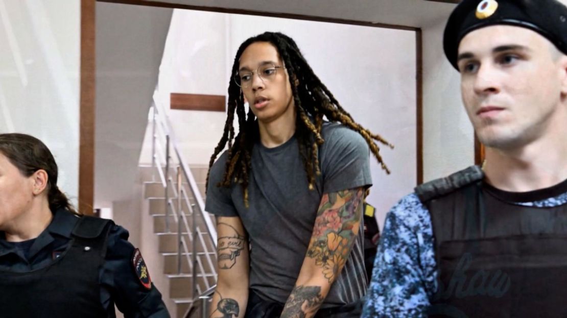 CNNE 1307634 - 5 cosas- britney griner se traslada a una colonia penal remota