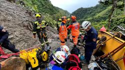 CNNE 1308729 - tragedia en colombia por deslizamiento de tierra