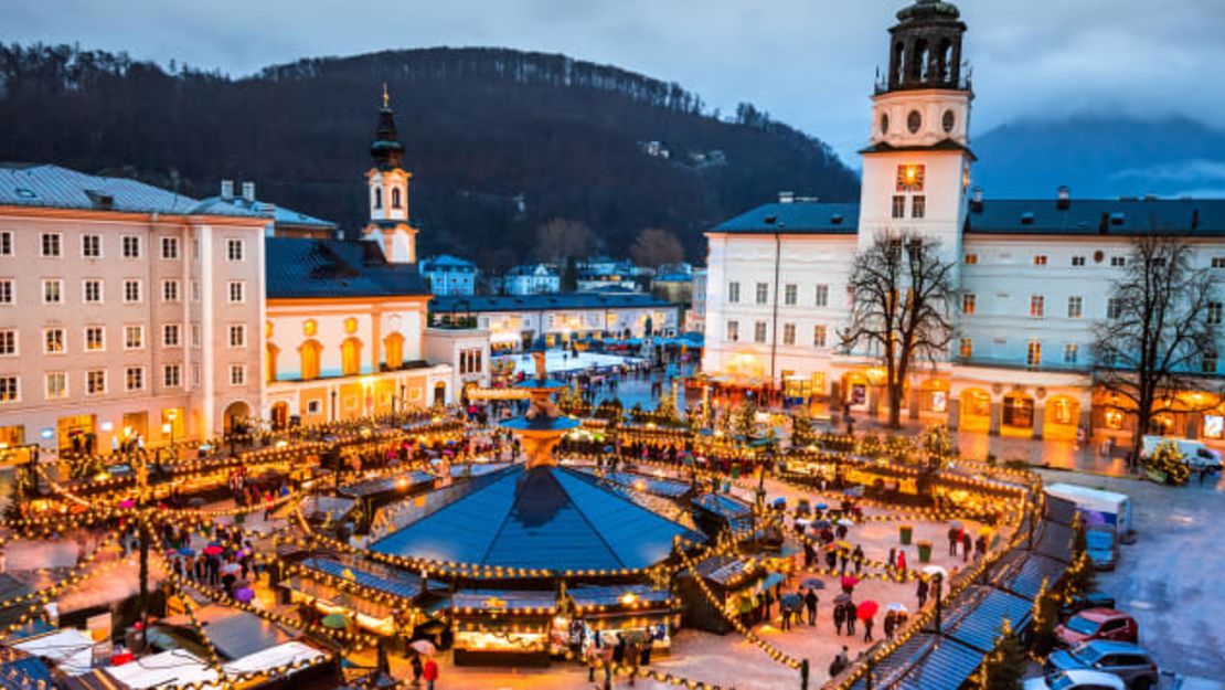 El Mercado de Navidad y las fiestas en Salzburgo son realmente para cantar. Crédito: ecstk22/Adobe Stock