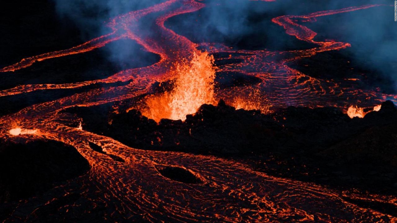 CNNE 1309434 - 5 cosas- activan guardia nacional en hawai por el volcan mauna loa