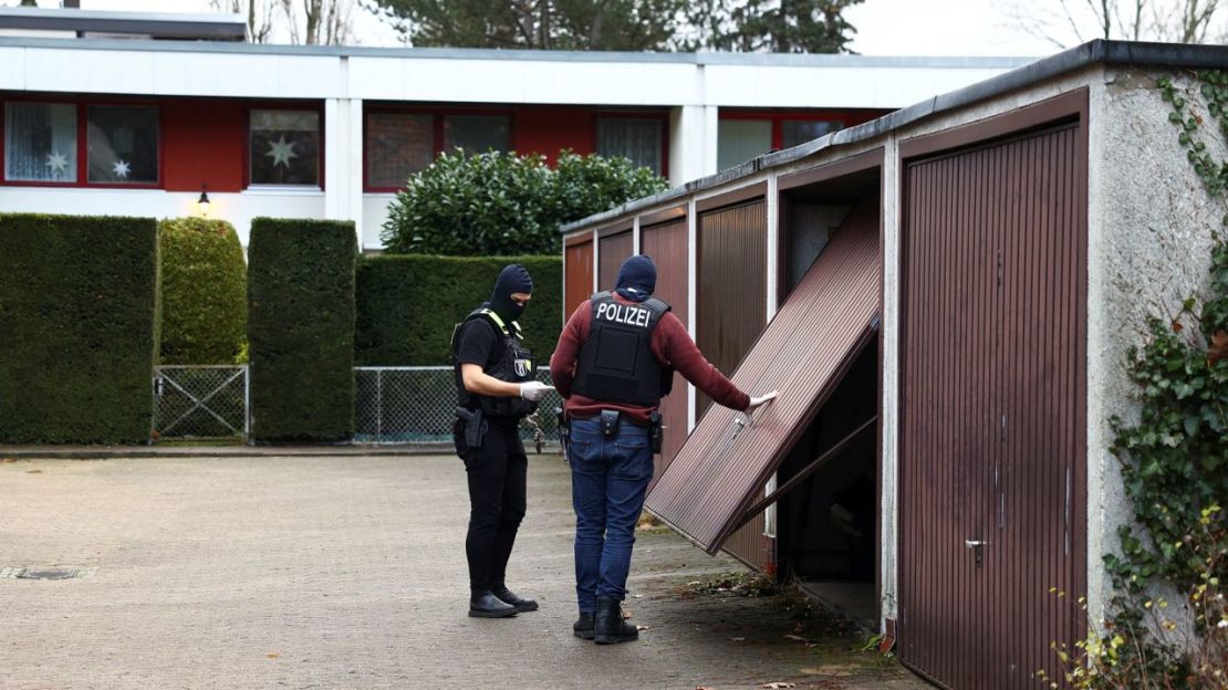 27 personas fueron arrestadas en Alemania por conspirar para hacer un golpe de Estado.