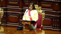 CNNE 1310434 - dina boluarte llamo a la unidad en su primer discurso como presidenta