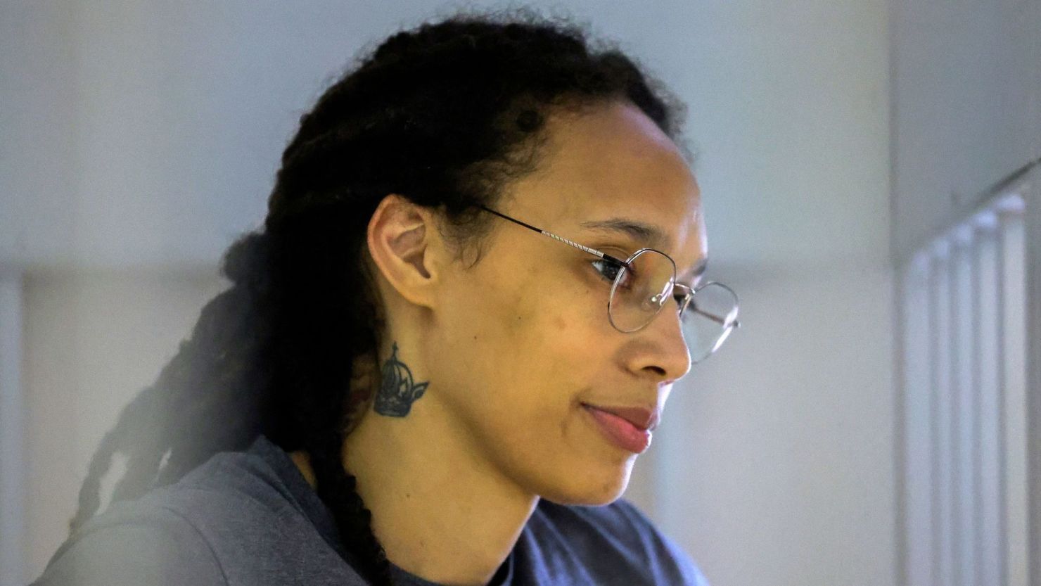 Brittney Griner antes de ser sentenciada en agosto de este año en Rusia.