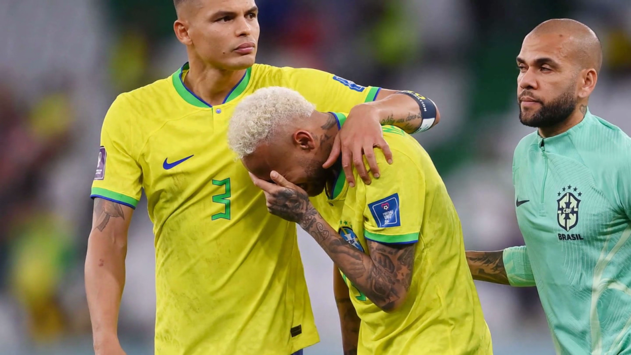 CNNE 1311717 - neymar entre lagrimas se despide del mundial