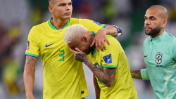 CNNE 1311717 - neymar entre lagrimas se despide del mundial